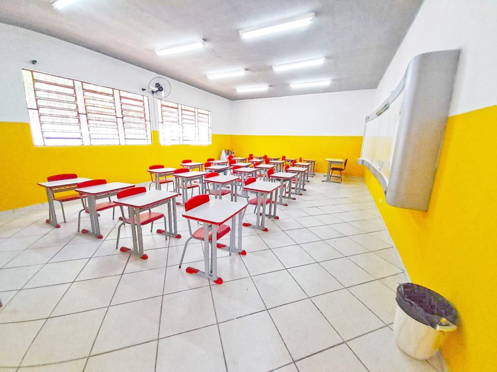 Prefeitura realiza diversas melhorias na Escola Municipal Padre Zezinho