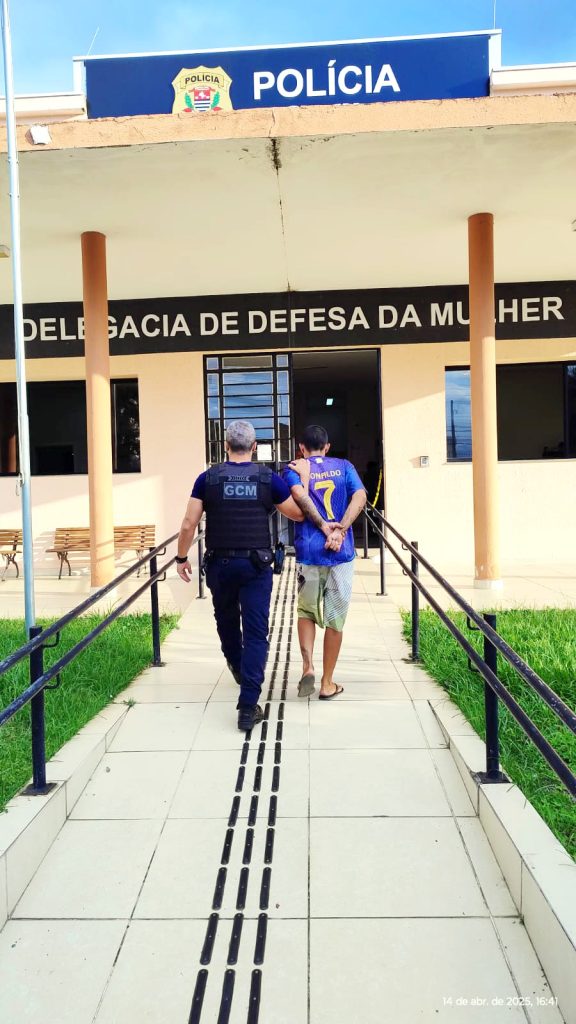 GCM prende homem por descumprimento de medida protetiva no bairro Araretama