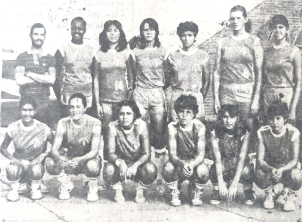 Equipe de Pinda é Campeã de Basquete Feminino