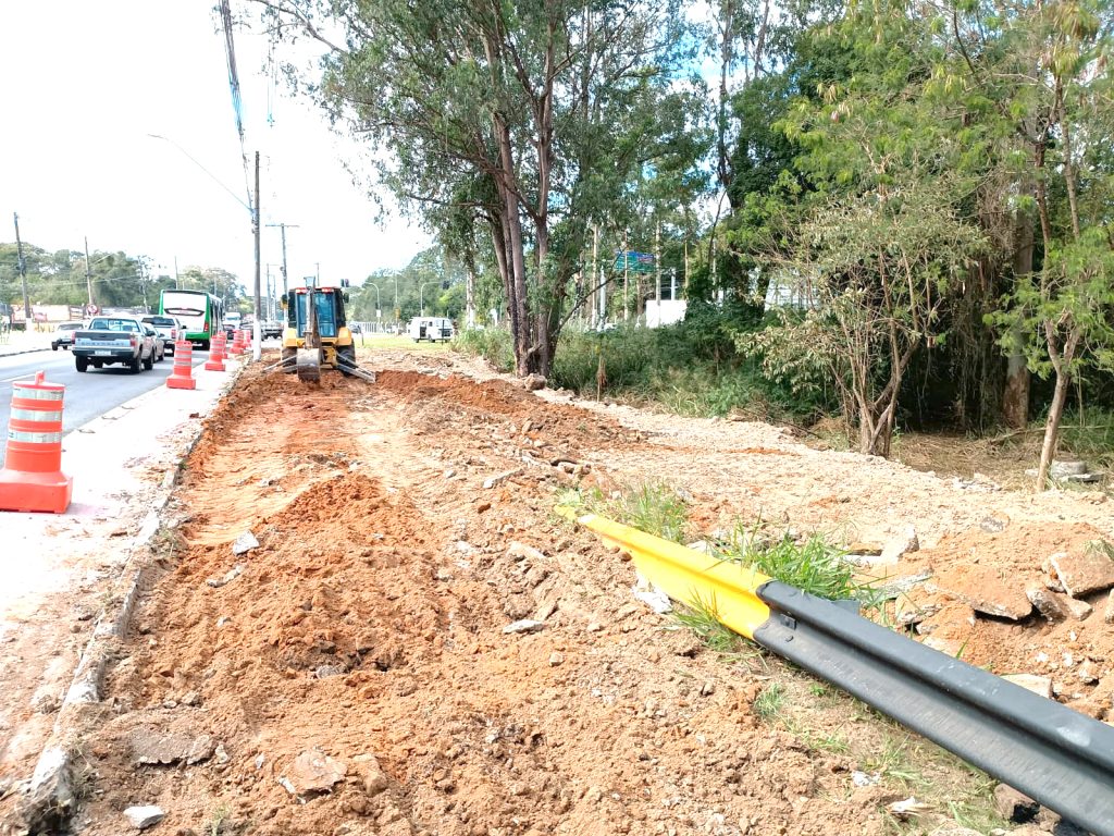 Prefeitura inicia obras da terceira alça de livre acesso na rotatória do Tenda