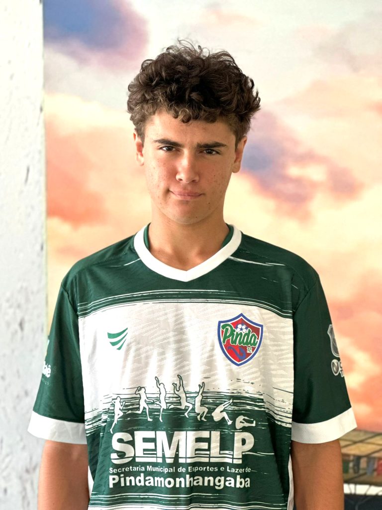 Primeiro atleta estrangeiro do Pinda FC tem registro oficializado pela CBF