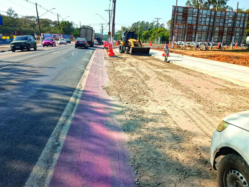 Nova alça da rotatória do Tenda em fase final de preparação
