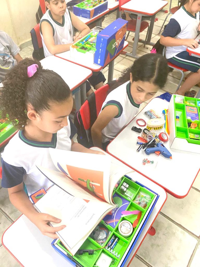 Professores da Rede Municipal participam do curso ArteLab e ampliam práticas criativas nas escolas