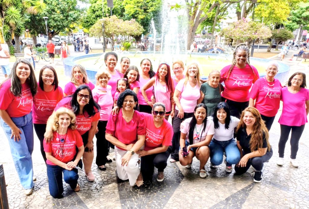 Pinda encerra programação do Outubro Rosa com ações de saúde, beleza e acolhimento