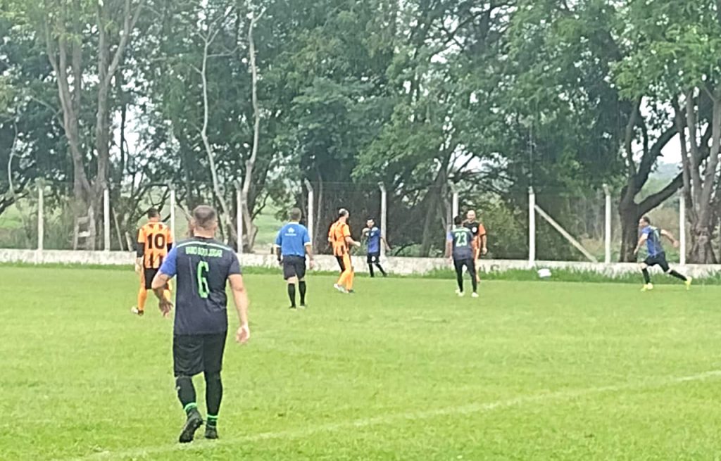 Categoria de base Sub 9 já tem seus classificados para a próxima fase / Sênior 35 fez sua penúltima rodada da fase de classificação