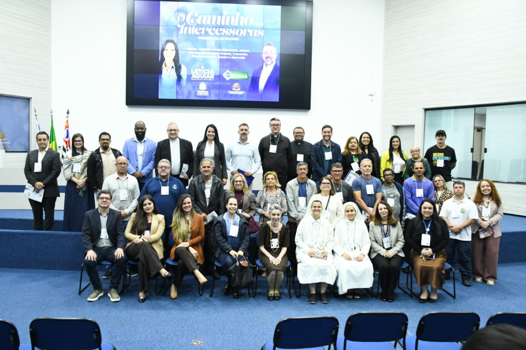 Pindamonhangaba fortalece turismo de fé ao participar de encontro sobre o Caminho das Intercessoras