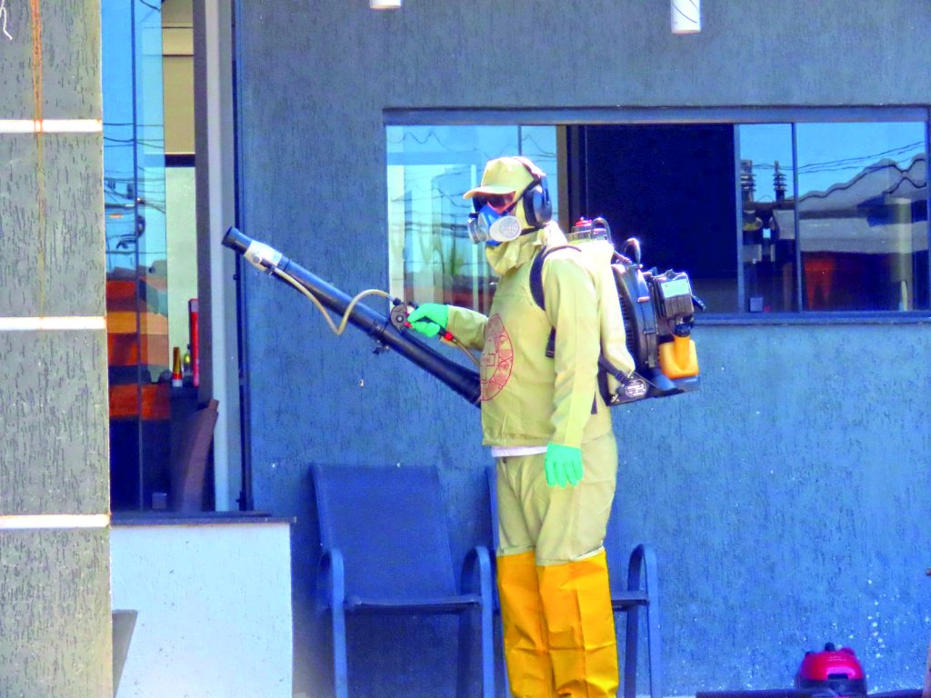 Pinda intensifica ações de combate à dengue e controle de escorpiões nos bairros