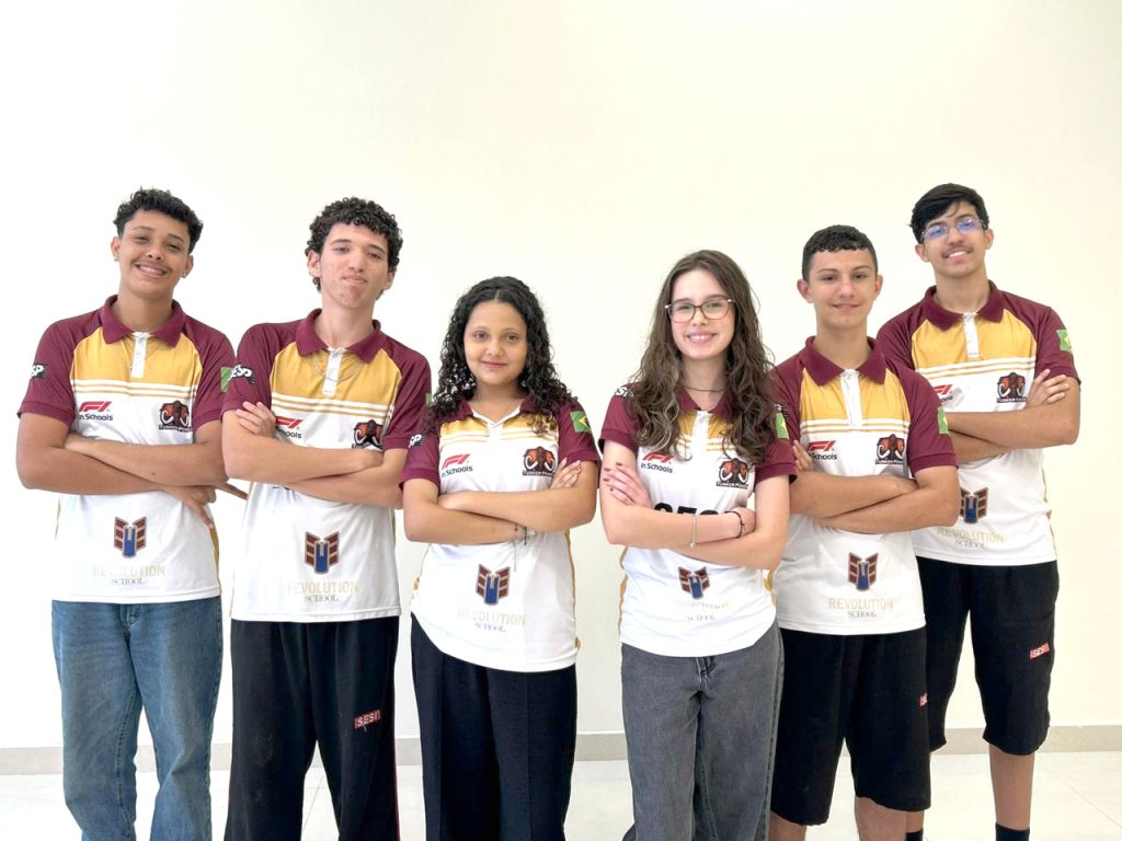 Equipe do Sesi Pinda se prepara para disputar o campeonato internacional Stem Racing, patrocinado pela Fórmula 1