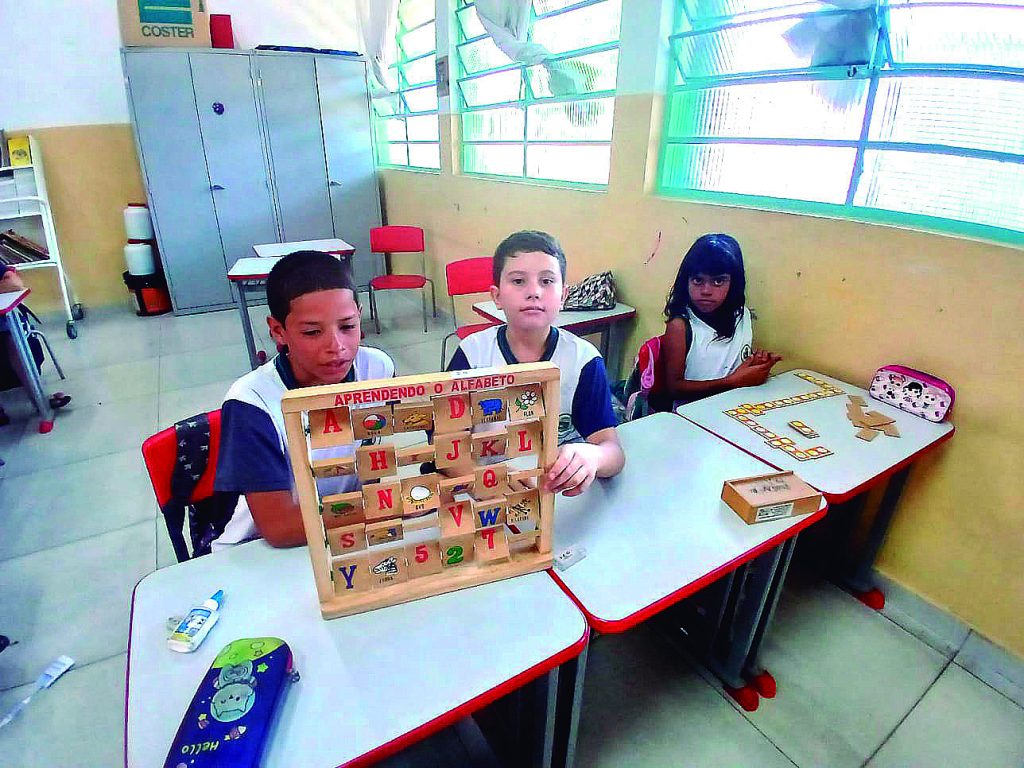 Prefeitura fortalece protagonismo estudantil na Escola Elias Bargis