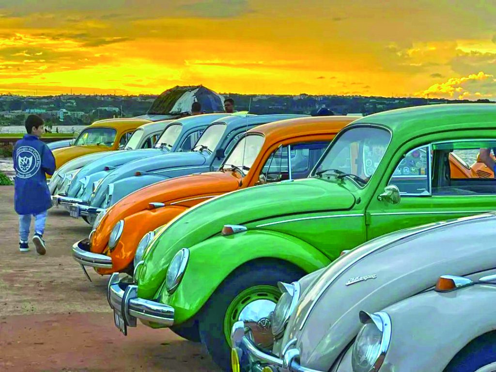 Shopping Pátio Pinda promove Encontro de Fuscas e Carros Antigos