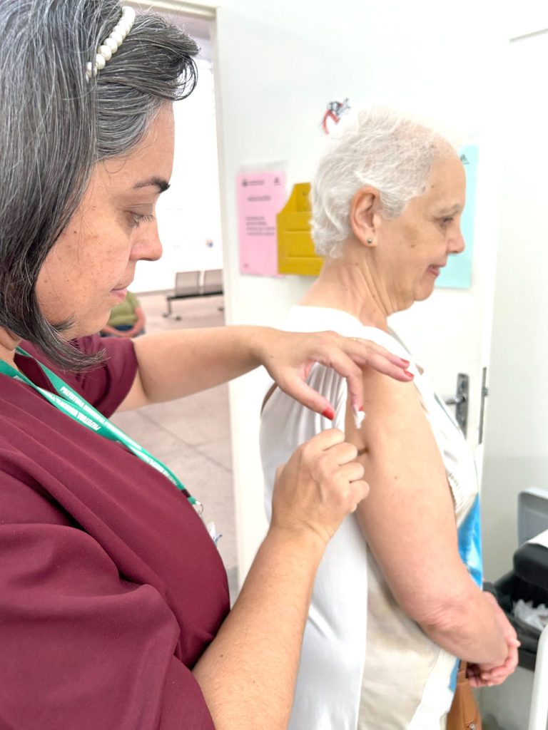 Pinda inicia vacinação contra gripe no sábado
