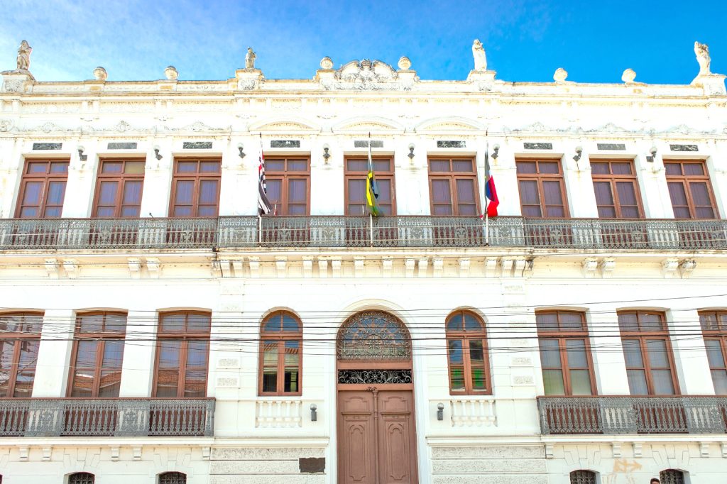 Município recebe encontro sobre futuro das bibliotecas no Mês do Bibliotecário