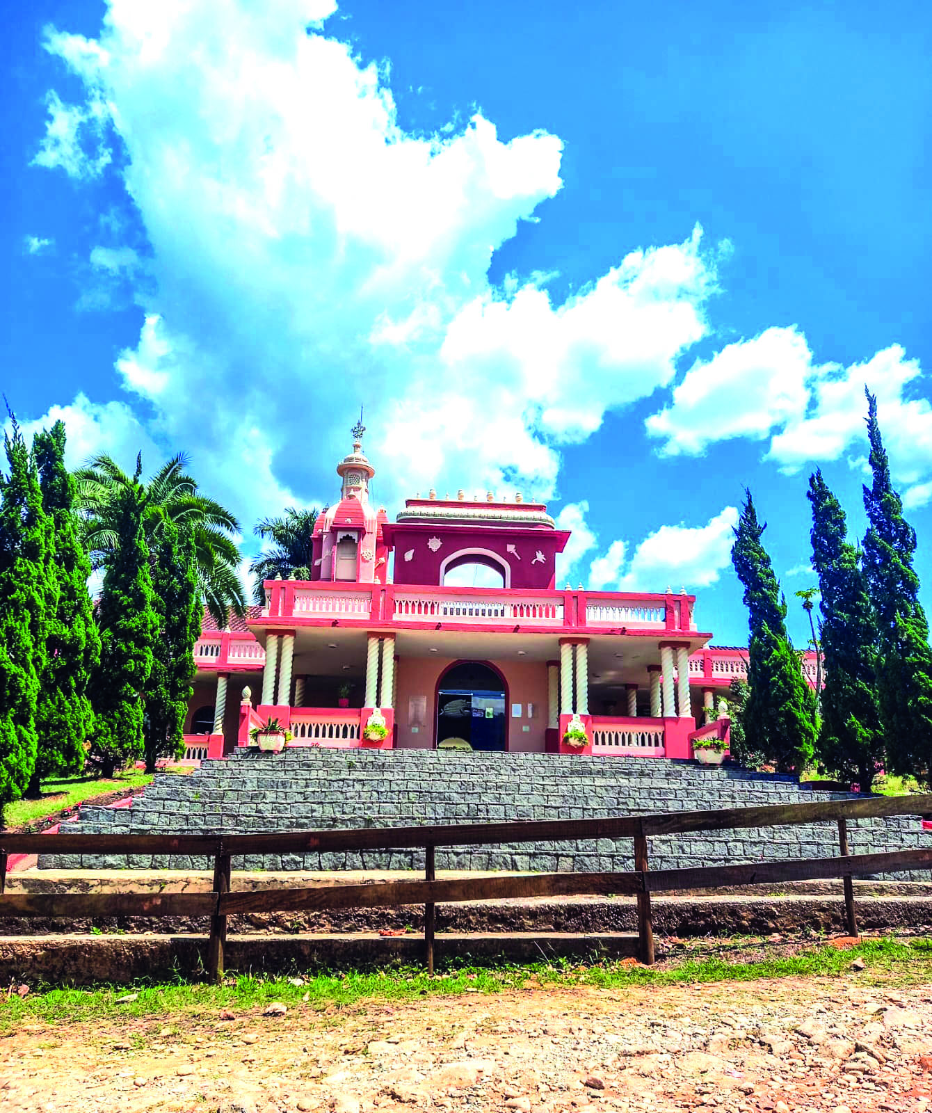 Fazenda Nova Gokula integra novo guia estadual de religiões orientais ...