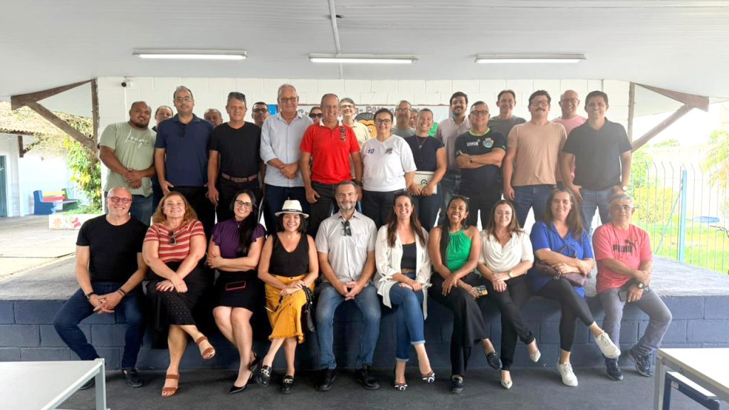 Prefeitura realiza visita técnica para o “Prefeitura Perto de Você” na Escola Mário de Assis César