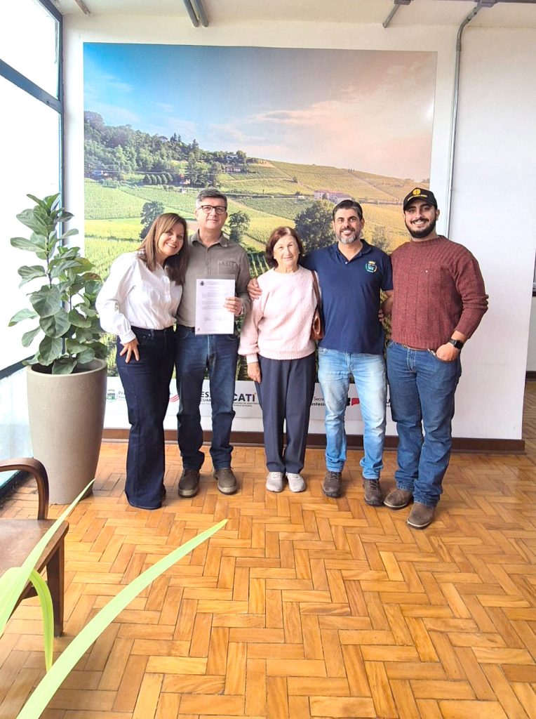 Granja Avícola São Pedro recebe Selo SIM e amplia regularização da produção rural