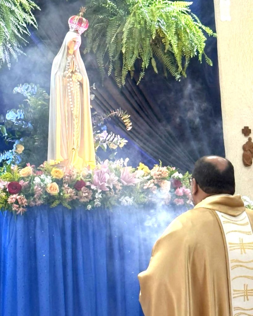 Trezena de Nossa Senhora de Fátima reúne fiéis e movimenta comunidade no bairro Crispim