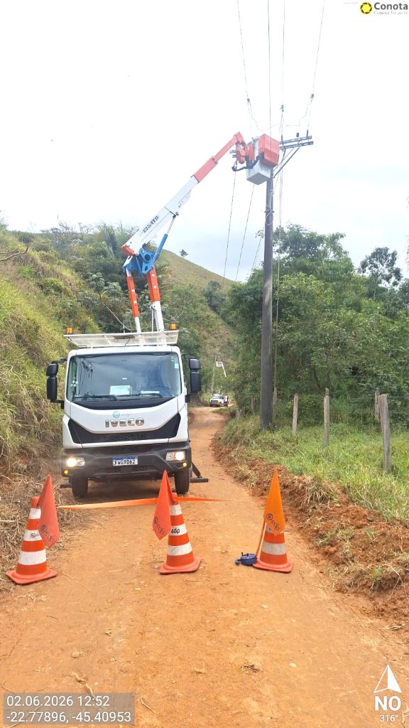 Prefeitura realiza manutenção de estradas rurais e reforça apoio às comunidades do campo