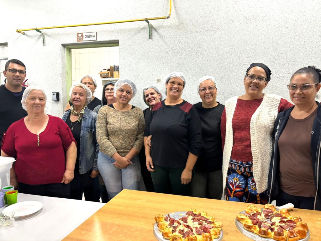 Semufadh realiza encerramento de curso de pizzas e salgados assados em Moreira César