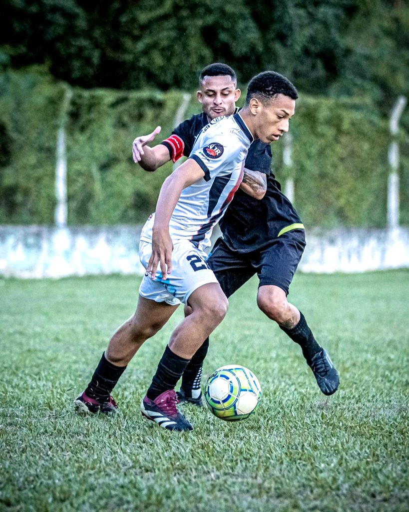 Fim de semana de gols e emoção no futebol amador de Pinda