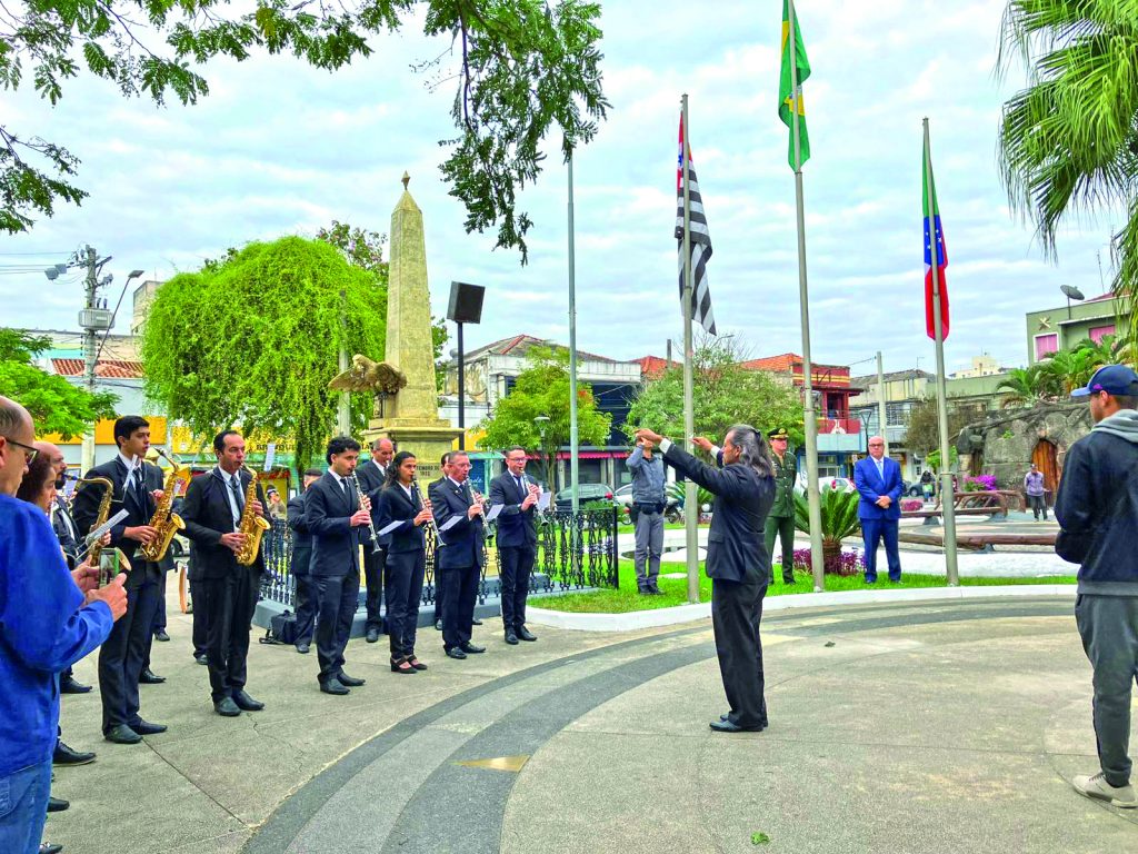 Pindamonhangaba celebra 321 anos nesta sexta-feira (10), com programação cívica, cultural, religiosa e turística