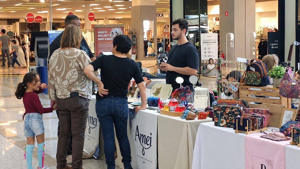 Artesão do Vale reúne expositores e valoriza empreendedorismo local no Shopping Pátio Pinda