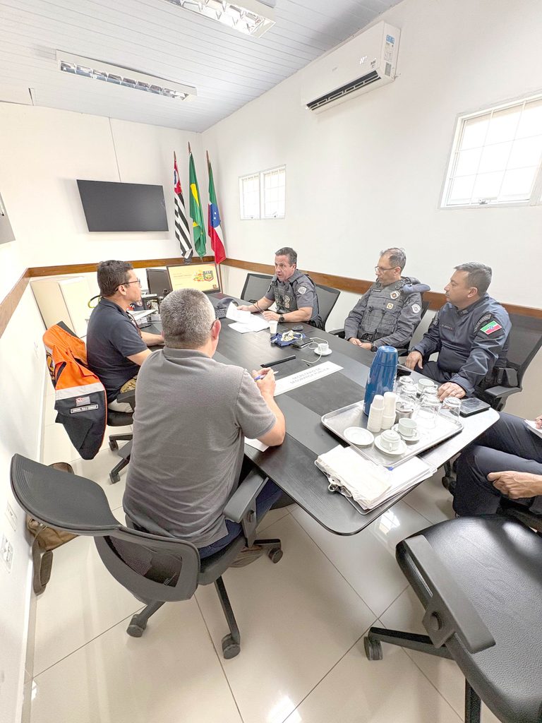 Prefeitura e Polícia Militar alinham estratégias para reforçar a segurança em Pinda
