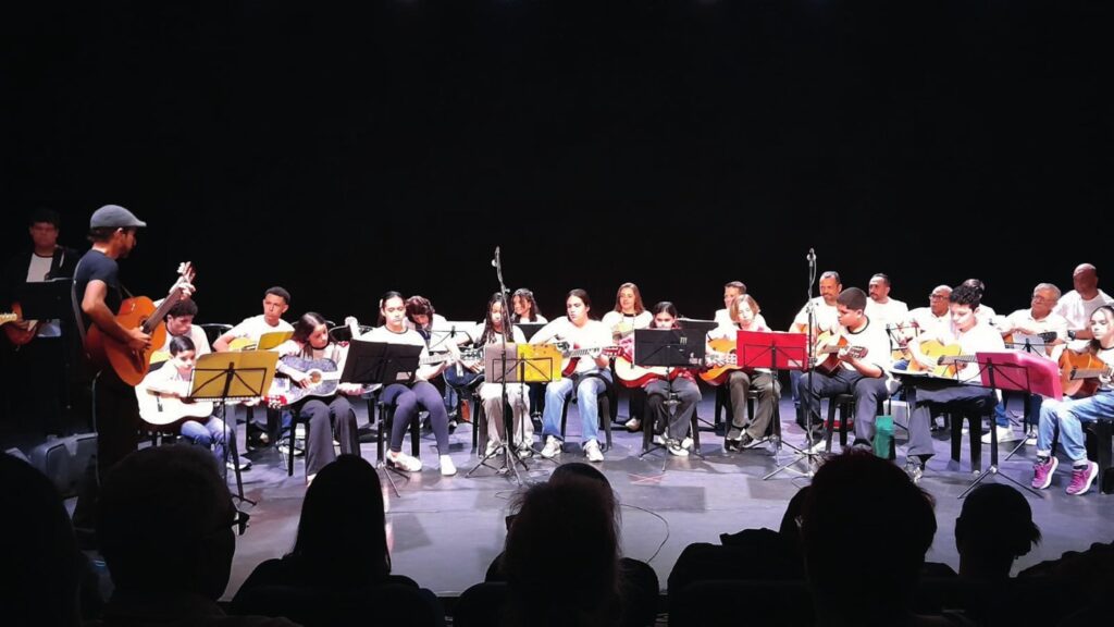 Emoção e talento marcam apresentação dos alunos da Corporação Musical Euterpe em Pindamonhangaba