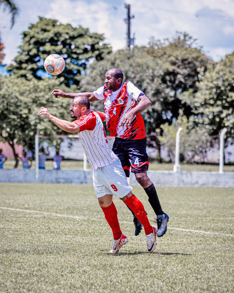 Alto nível do futebol amador de Pinda se mantém em mais um final de semana