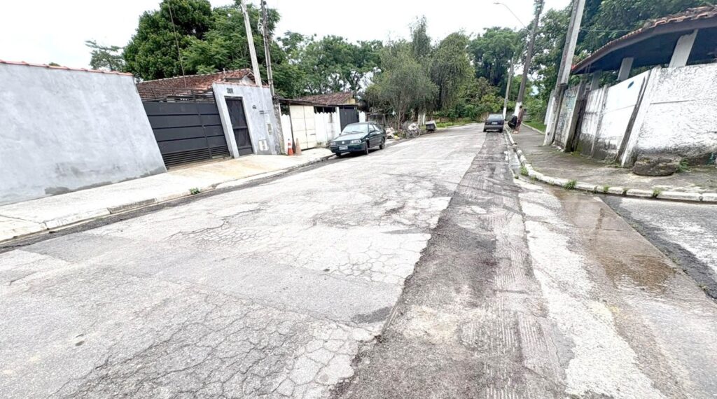 Após ruas centrais, Prefeitura leva Asfalto Novo ao Bosque